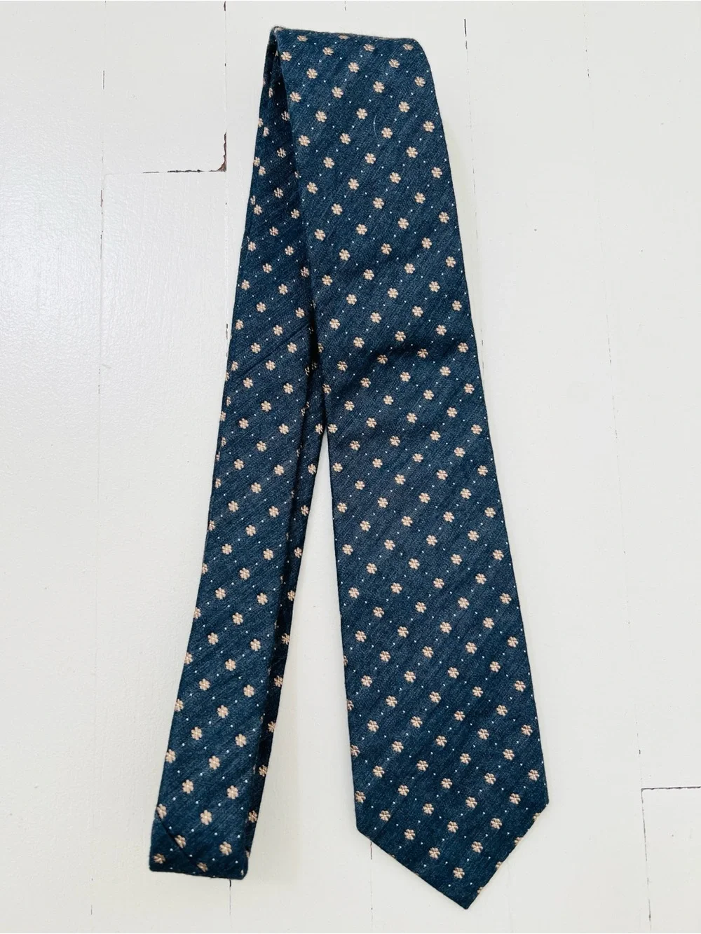 Suitsupply Blue Tie with Floral & Dot Pattern